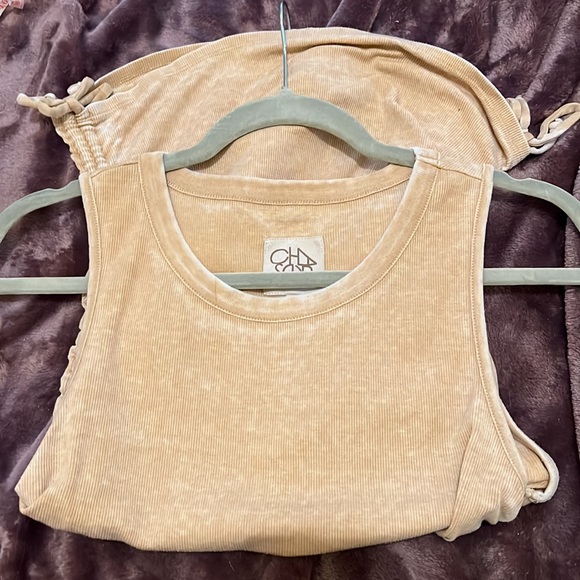 CHASER - beige muscle tank top with ruched detail size small - Picture 13 of 14